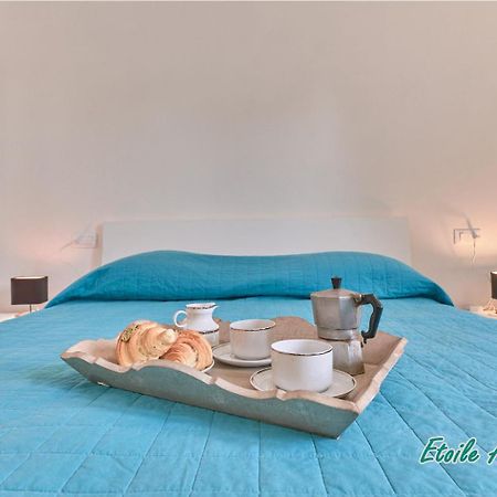 Casa Monique Apartments Ντεζεντσάνο ντελ Γκάρντα Εξωτερικό φωτογραφία